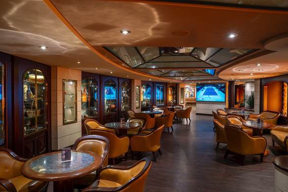 MSC Cruises MSC Orchestra La Cantinella Lounge & Wine Bar 2 ©MSC Rights - Ivan Sarfatti.jpg